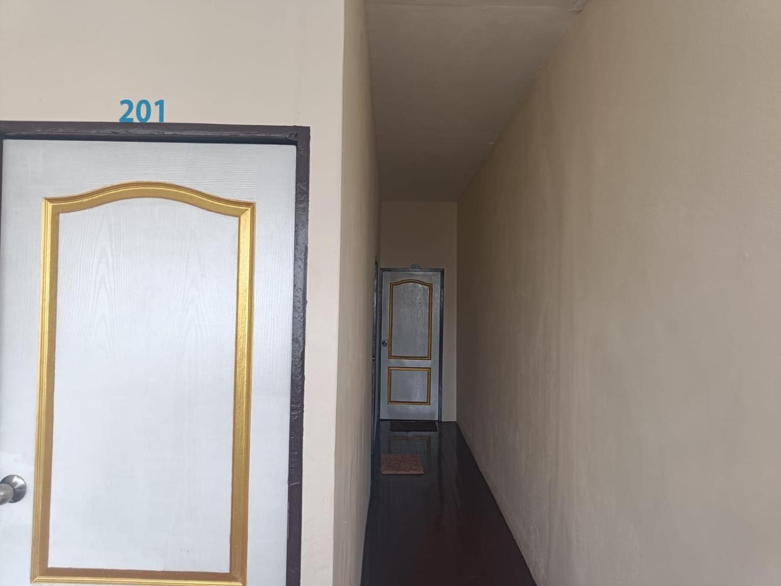 The House Hostel กรุงเทพมหานคร ภายนอก รูปภาพ